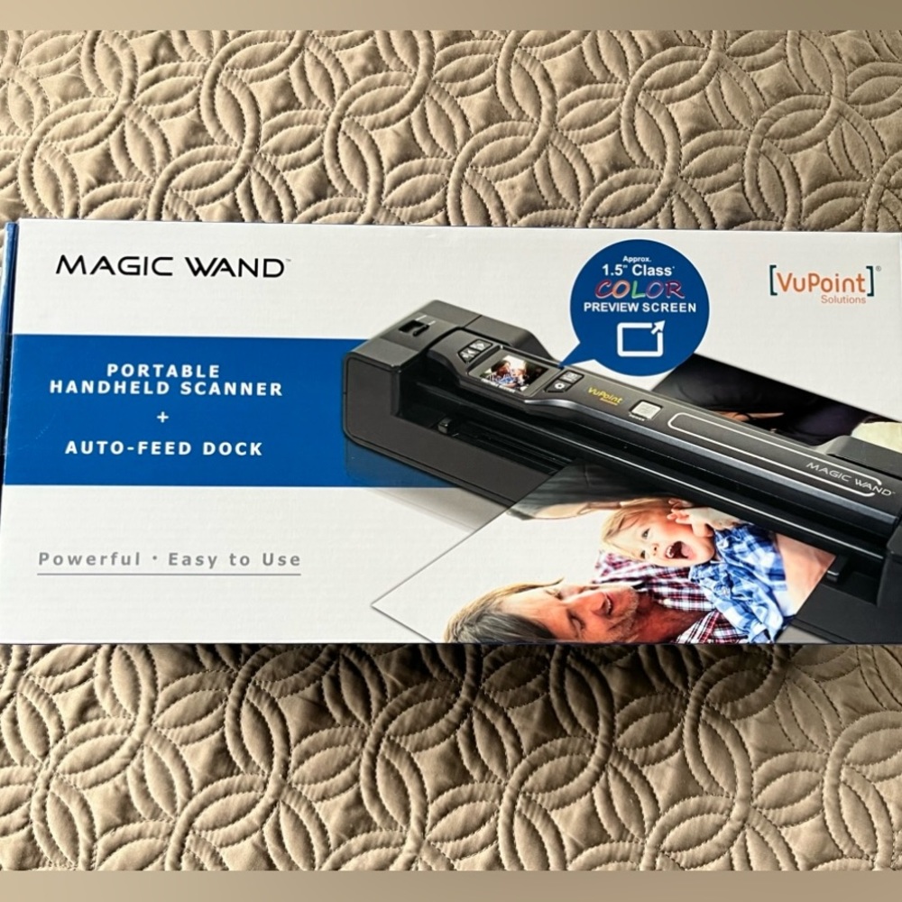 VuPoint Magic Wand portable handheld photo/document scanner. New in box❣️